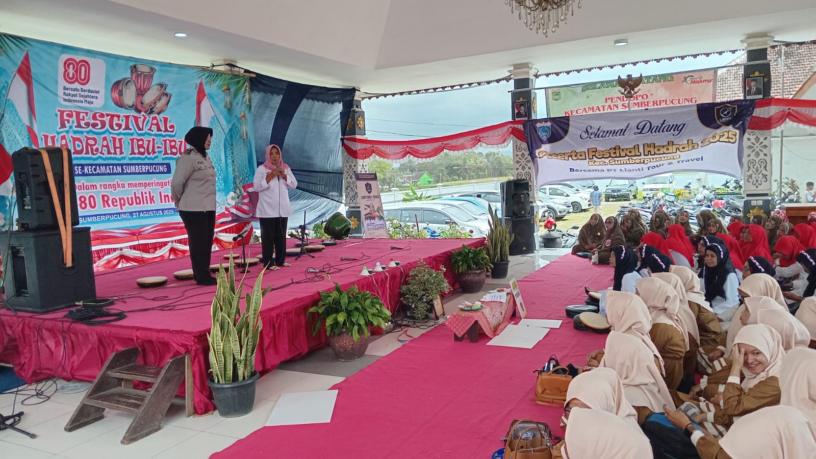 Ketika Rebana Bergema: Sumberpucung Menebus Stigma Abangan Melalui Festival Hadrah Ibu-Ibu