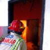 Bakar Sampah, Malah Rumah Hangus Terbakar
