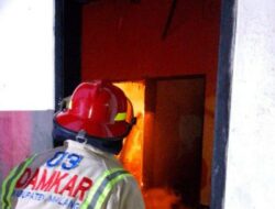 Bakar Sampah, Malah Rumah Hangus Terbakar