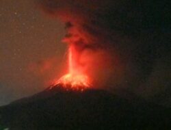 Lewotobi Laki-laki Awas: Flores Timur Siaga Penuh Hadapi Potensi Erupsi