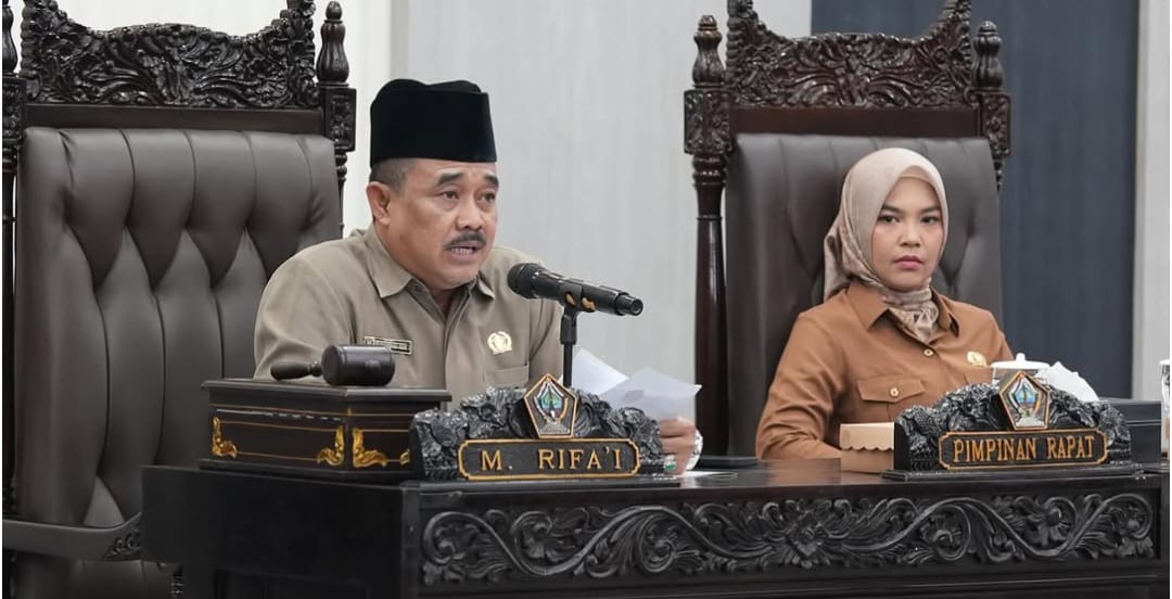 Paripurna DPRD Blitar Bahas Jawaban Bupati terkait APBD Perubahan 2025