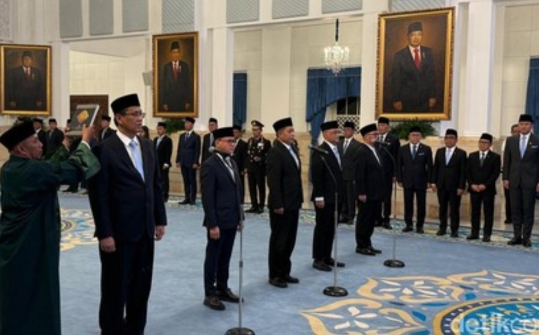 Prabowo Reshuffle Kabinet, 4 Menteri Baru dan 1 Wamen Resmi Dilantik