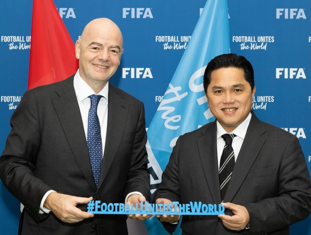 FIFA Beri Respons Tak Masalah Erick Thohir Rangkap Jabatan