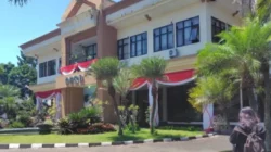 Benteng Sunyi di Rumah Rakyat: Misteri Kursi Kosong DPRD Batu di Tengah Gelombang Protes