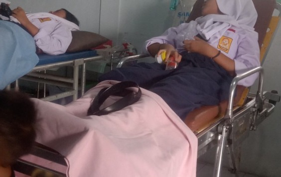 Rantai Makanan Bergizi Gratis SMPN 1 Boyolangu Diduga Pemicu Keracunan Massal