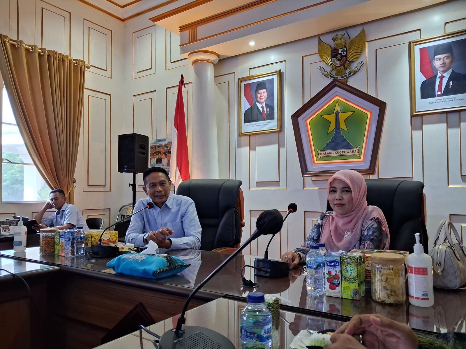 UIN Maliki dan Pemkot Malang Perkuat Kolaborasi demi Kemajuan Kota Pendidikan UIN Maliki dan Pemkot Malang Perkuat Kolaborasi demi Kemajuan Kota Pendidikan