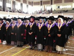 UIN Maliki Malang Catat Prestasi Cemerlang, Mayoritas Wisudawan Raih Predikat Cumlaude UIN Maliki Malang Catat Prestasi Cemerlang, Mayoritas Wisudawan Raih Predikat Cumlaude
