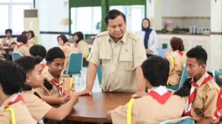 Prabowo Ulang Tahun, MBG Se-Indonesia Serentak Sajikan Nasi Goreng