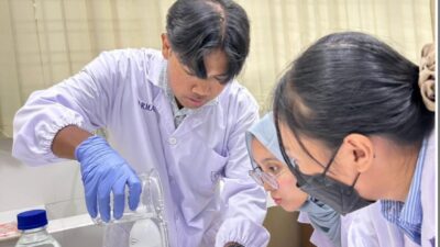 Mahasiswa FK UM Teliti Potensi Nanoemulsi Daun Kemuning sebagai Antioksidan Aman pada Model Larva Zebrafish Mahasiswa FK UM Teliti Potensi Nanoemulsi Daun Kemuning sebagai Antioksidan Aman pada Model Larva Zebrafish