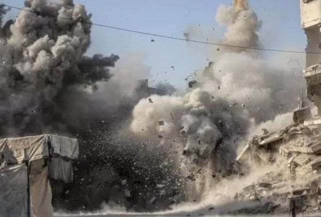 Gaza Membara: Saat Negosiasi Damai Dimulai, Serangan Israel Justru Meningkat Drastis