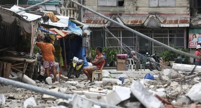 Gempa Filipina Tewaskan Puluhan Warga, Cebu Porak-poranda
