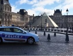 Drama Louvre: Satu Tersangka Bebas, Perhiasan Rp 1,7 T Raib