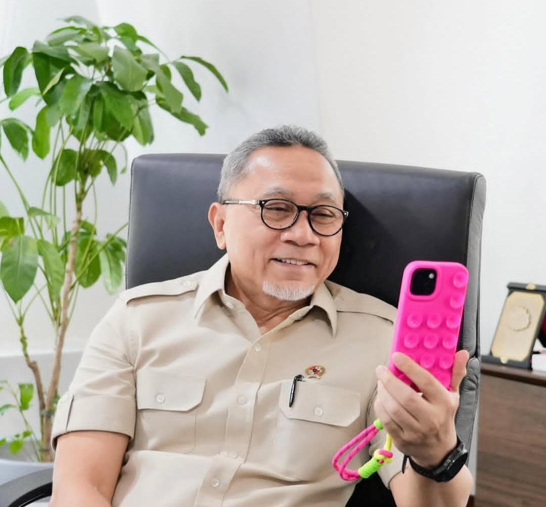 Prabowo Bentuk Tim Koordinasi Program Makan Bergizi Gratis, Zulhas Jadi Ketua Prabowo Bentuk Tim Koordinasi Program Makan Bergizi Gratis, Zulhas Jadi Ketua