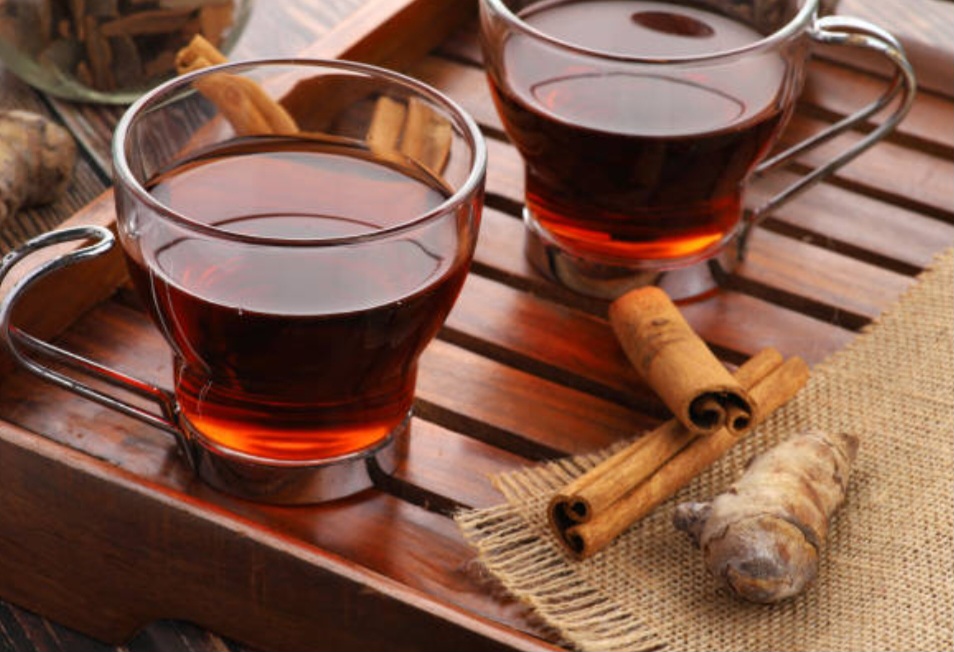 Rutin Minum Teh Hijau Campur Kayu Manis dan Kunyit, Ini Efek Hebat pada Tubuhmu