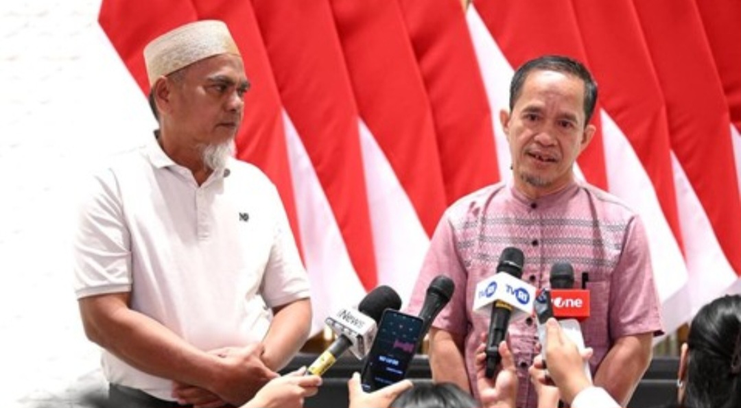 Nama Baik Dipulihkan, Dua Guru Luwu Utara: Terima Kasih Bapak Presiden Prabowo