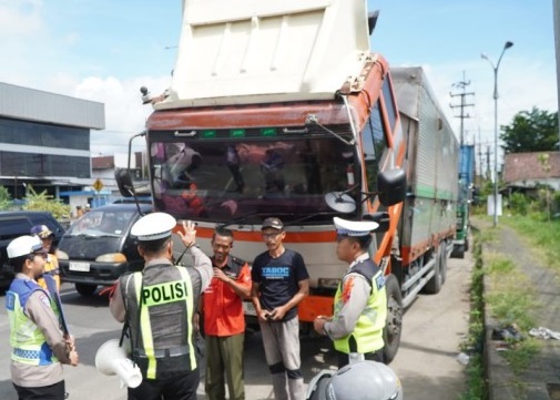Strategi Polres Malang Urai Macet Tahun Baru: Truk Besar Dilarang Masuk
