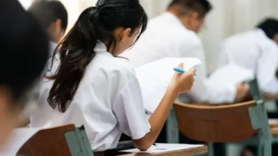 Hasil TKA SMA 2025 Diumumkan Hari Ini, Simak Alur Resmi dan Cara Cek Nilai melalui Sekolah