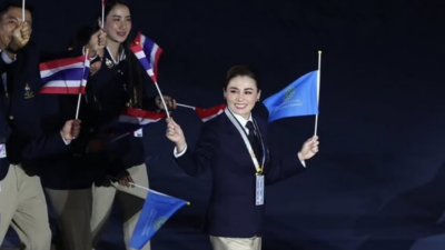 Ratu Suthida di SEA Games 2025: Bangkitkan Tradisi Layar Kerajaan Ratu Suthida di SEA Games 2025: Bangkitkan Tradisi Layar Kerajaan