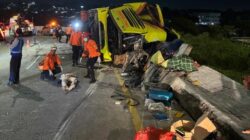 ​Tragedi di Tol Semarang: Bus Cahaya Trans Tabrak Pembatas, 15 Orang Tewas