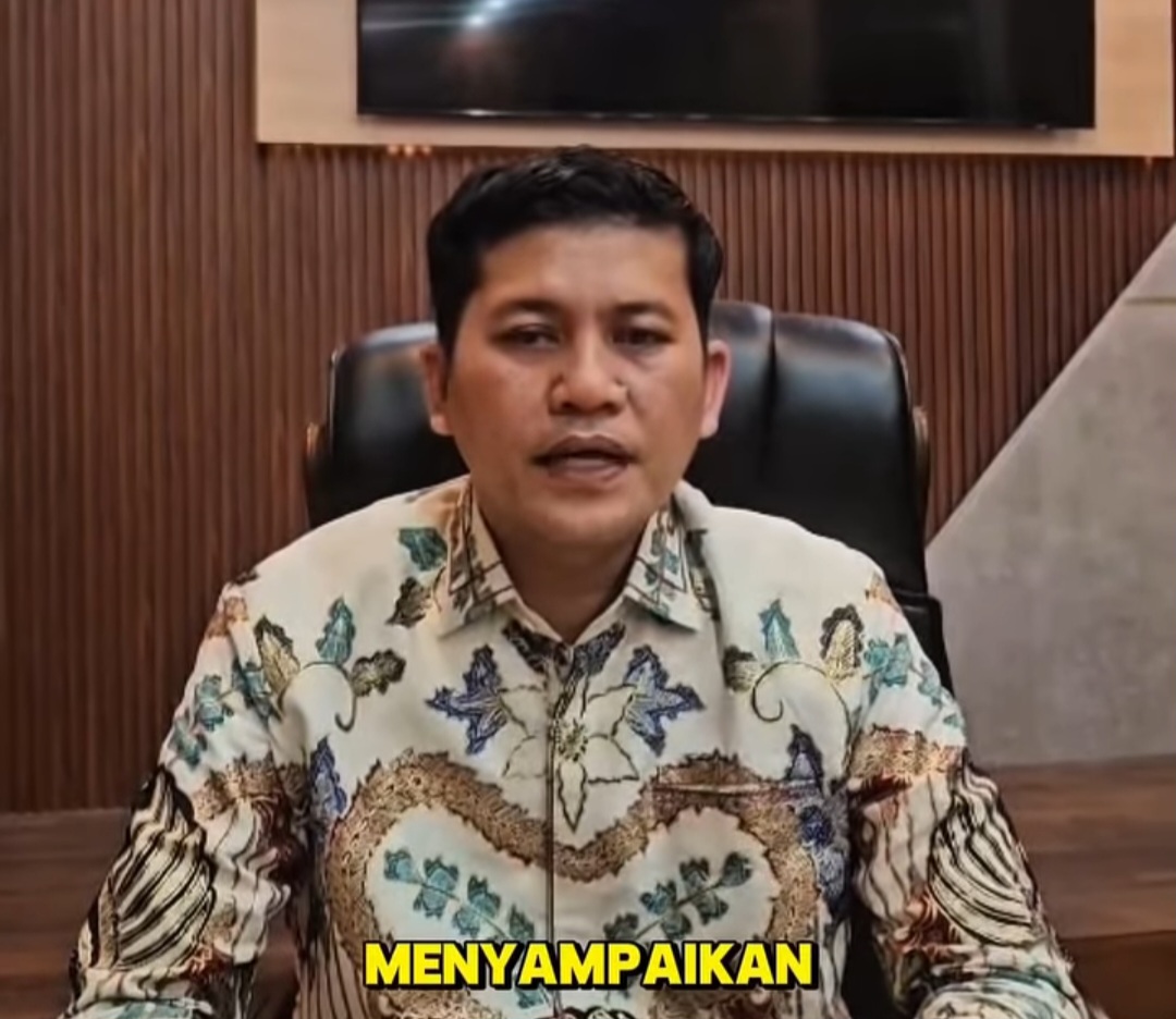 Bupati Aceh Selatan Mirwan Minta Maaf karena Umrah saat Daerahnya Dilanda Bencana Bupati Aceh Selatan Mirwan Minta Maaf karena Umrah saat Daerahnya Dilanda Bencana