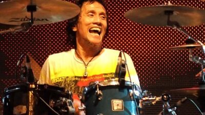 Yaya Moektio, Mantan Drummer God Bless dan Gong 2000, Berpulang