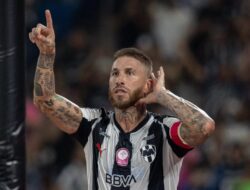 10 Pemain “Raja Kartu Merah” Sepanjang Sejarah Sepak Bola