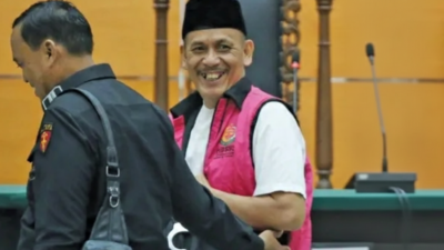 Vonis Korupsi Laut Tangerang: Akhir Mewah Kades Kohod dan Mafia Perizinan