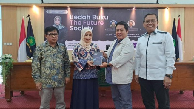 The Future Society UIN Maliki Malang: Human Skill Jadi Benteng Lawan AI 2030