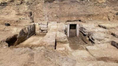 Dua Makam Elite Berusia 2.400 Tahun Ditemukan di Dekat Kuil Hercules Roma