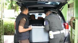 Usut Dugaan Korupsi Pengelolaan Keuangan 2013–2024, Kejati Jatim Geledah Kantor Kebun Binatang Surabaya