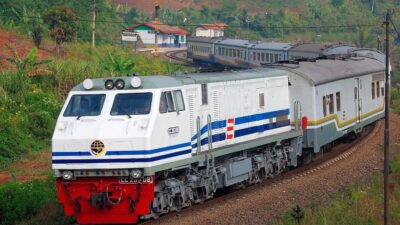 Banjir Rendam Dua Jembatan Rel di Grobogan, Jalur KA Ditutup Sementara