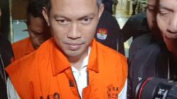 Goodie Bag THR Cilacap: Taktik Bupati Palak Pejabat demi Suap Aparat