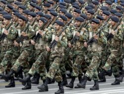 Garda Revolusi Iran Bersumpah Balas Dendam Keras atas Tewasnya Ali Khamenei