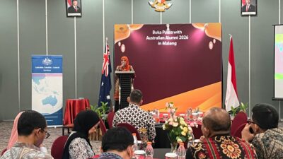 Rektor UIN Malang Prof Ilfi Bahas “Perempuan Ideal” di Buka Puasa Alumni Australia