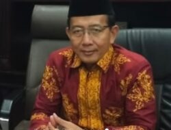 Dari Masjid ke Mal: Dilema Akhir Ramadan bagi Orang Tua