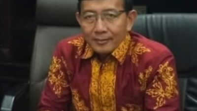 Dari Masjid ke Mal: Dilema Akhir Ramadan bagi Orang Tua