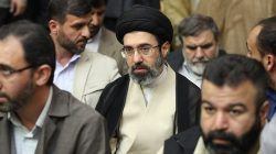 Mojtaba Khamenei Dikabarkan Koma, Siapa Kendalikan Iran saat Krisis Memuncak?