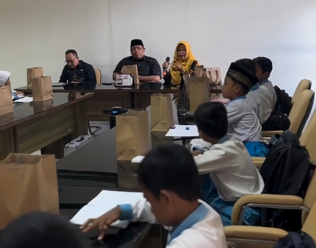 DPRD Kabupaten Blitar Jadi Ruang Belajar, Siswa SDN Banggle 02 Antusias Ikuti Outing Class