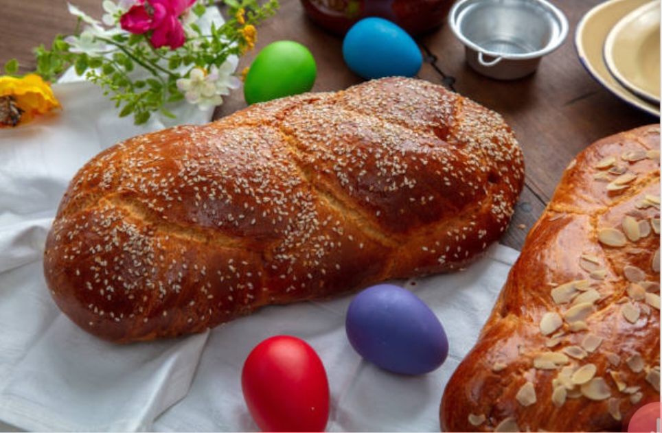 Tsoureki hingga Capirotada, Makanan Khas Paskah dari Berbagai Negara