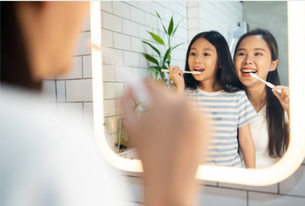 Jangan Asal Sikat Gigi, Ini Frekuensi dan Cara yang Benar