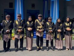 Kasta dan Memori Kolonial di Balik Mewahnya Busana Khas Kota Malang