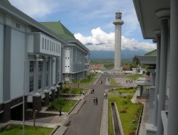 Prestasi Moncer, UIN Malang Terbaik Ke-2 PTKIN dan Peringkat 48 Nasional UniRank 2026