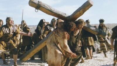 Film-Film Bertema Paskah: Sarana Refleksi, Pengorbanan, dan Kebangkitan