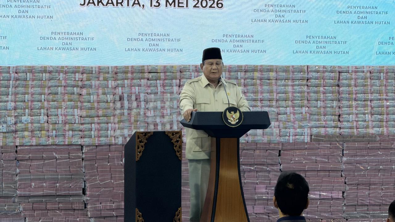Hadiri Penyerahan Sitaan ke Kas Negara, Prabowo Ngaku Senang Lihat Tumpukan Uang Triliunan