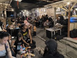 Simfoni Hitam di Atas Sajadah: Kala Komunitas Gothic Metal Surabaya Mengaji