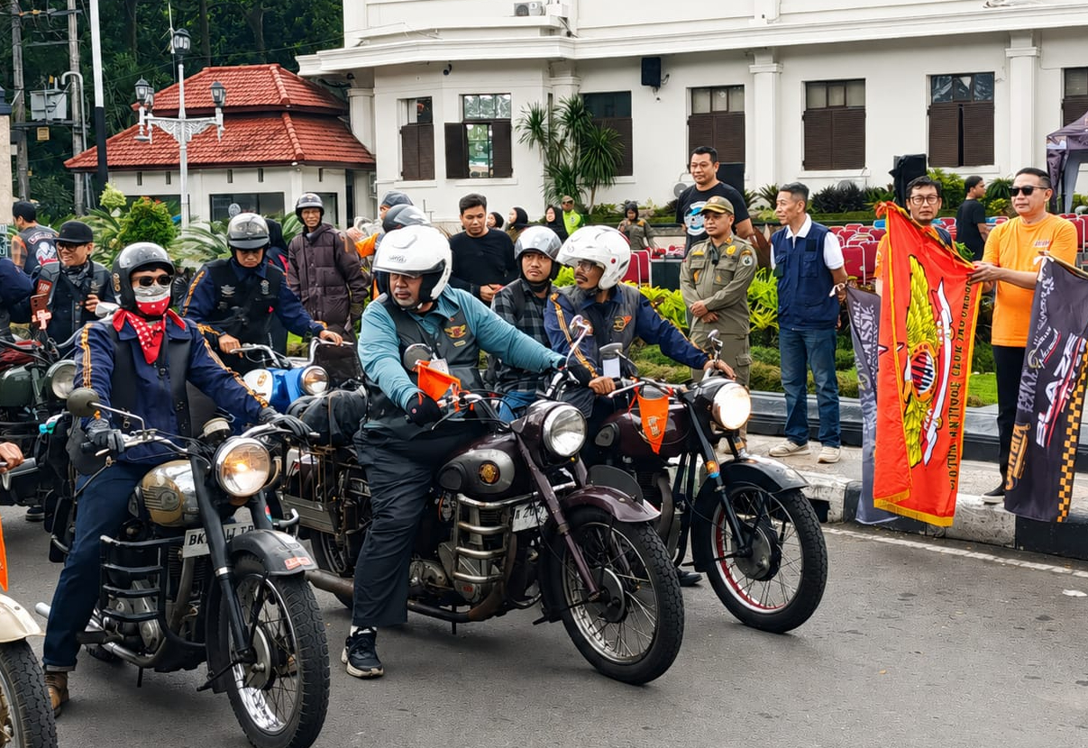 Jelajah Warisan Nusantara: Saat Ratusan Motor Antik Menduniakan Malang