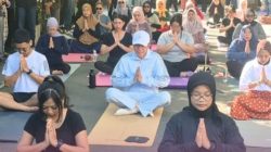 Jokowi Rutin Yoga, Ini 7 Manfaatnya untuk Kesehatan Tubuh