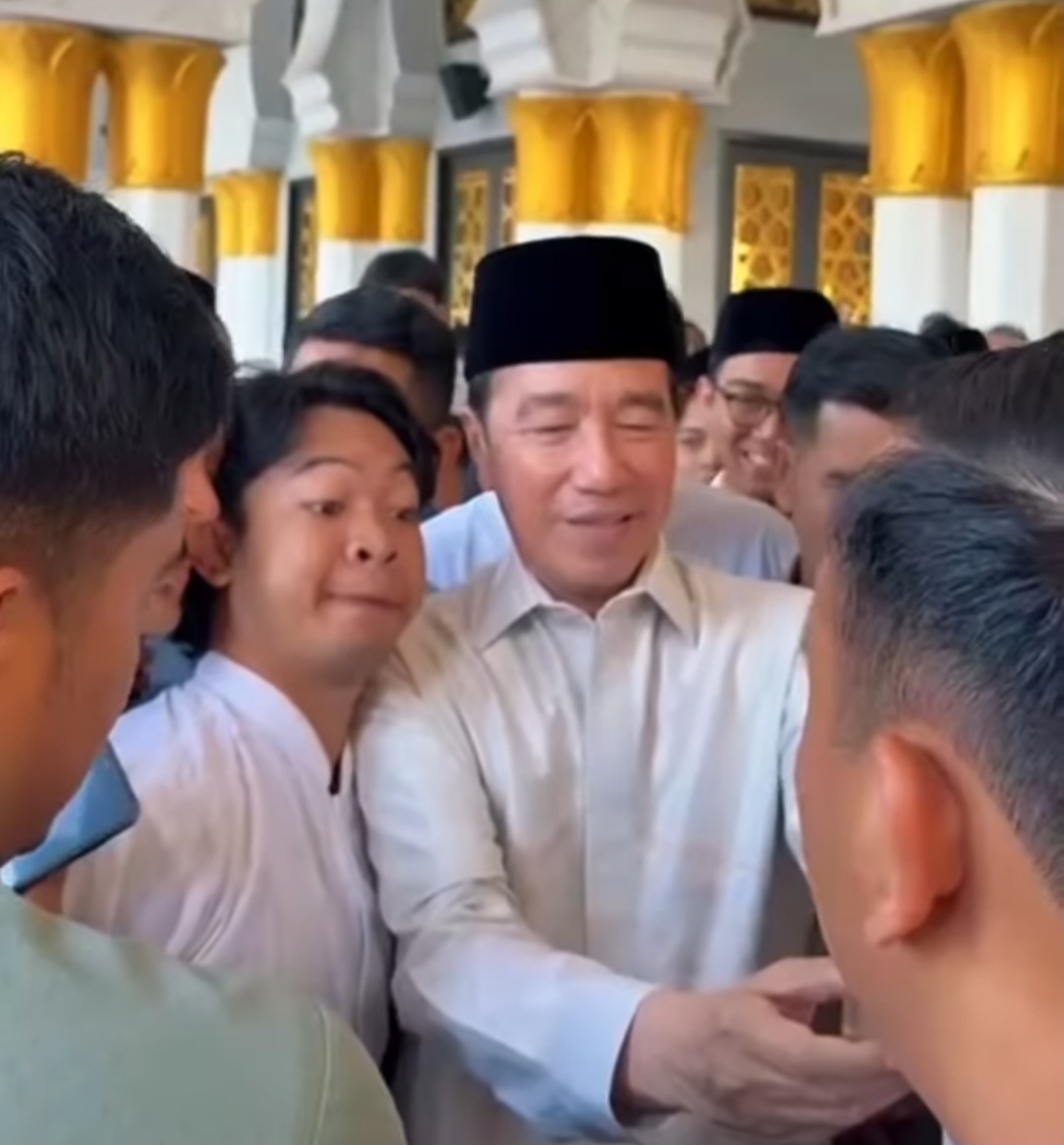 Jokowi Bakal Keliling ke Daerah, PDIP dan PSI Perang Komentar Jokowi Bakal Keliling ke Daerah, PDIP dan PSI Perang Komentar