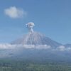 Semeru 4 Kali Erupsi Pagi Ini, Lontaran Abu Vulkanik Capai 1.000 Meter