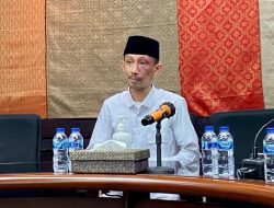 Ini Sanksi Gerindra ke Anggota DPRD Jember yang Merokok dan Main Game saat Rapat